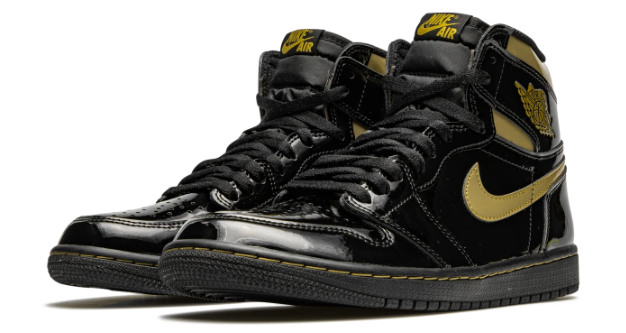 Air Jordan 1 Retro High OG 'Black Metallic Gold' | 555088-032