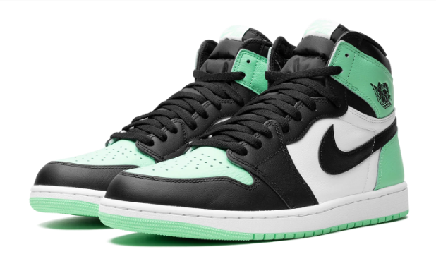 Air Jordan 1 Retro High OG Green Glow DZ5485 130