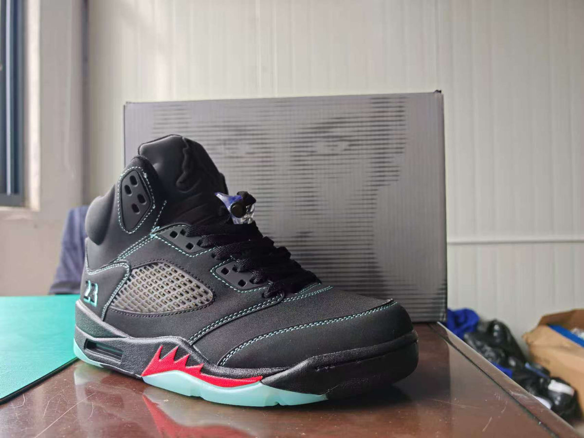 (Men's) Air Jordan 5 Retro "Halloween" (2026) [HQ7978-001]